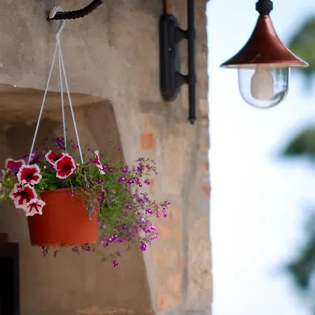 Bed & Breakfast Antico Casolare 3*